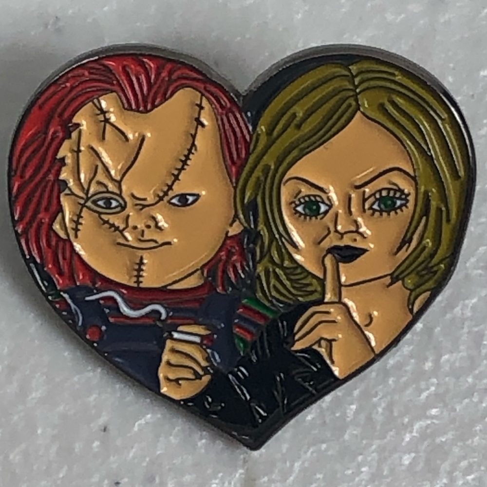 Tiffany Bride Of Chucky Childs Play Horror Heart Pin Lapel - Picture 1 of 11